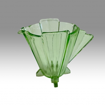 Art Deco skleněný uranový džbánek 