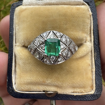 Art Deco prsten se smaragdem Kolumbie a diamanty 30. léta, posudek 