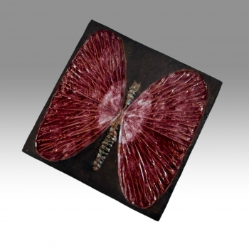 Bohumil Dobiáš st. keramický kachel s motivem motýla, Bechyně 