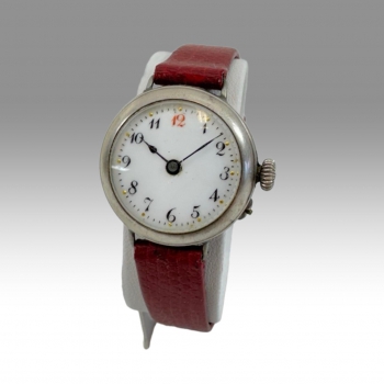 Dámské náramkové hodinky, porcelánový ciferník, funkční 