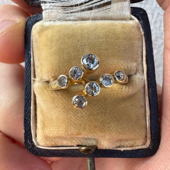 Designový zlatý prsten s diamanty - Československo, posudek 