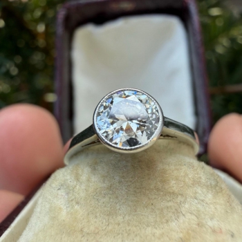 Art Deco prsten - starobrusný diamant 0,67 ct 