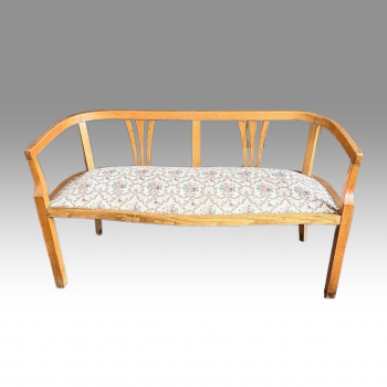 Dvousedák s opěradlem, 20. léta 20. století 