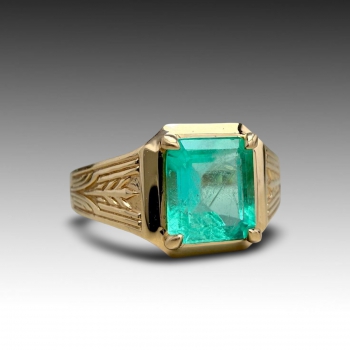Zlatý prsten, přírodní Smaragd Kolumbie, návrh M. Juščák  