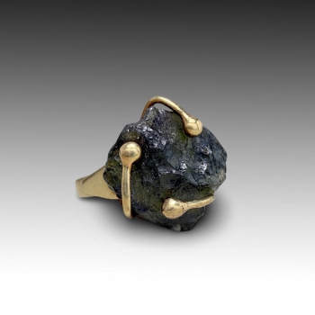 Vintage zlatý 14k prsten s vltavínem, vel. 54 