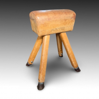 Vintage gymnastická koza Artis 