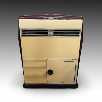 Stáložárná litinová kamna na tuhá paliva 